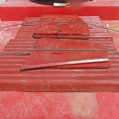 Yüksek Manganlı Çelik Çeneli Kırıcı Yedek Parçaları Granit İçin Sabit Hareketli Plaka