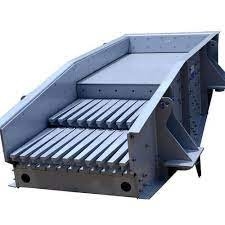Mineral İçin Çakıl Taşı Lineer Titreşimli Besleyici Endüstriyel Makine Madencilik Ocağı